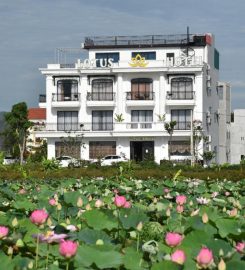 Lotus Hotel Ninh Bình