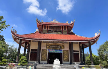 Trúc Lâm Hàm Rồng Zen Monastery