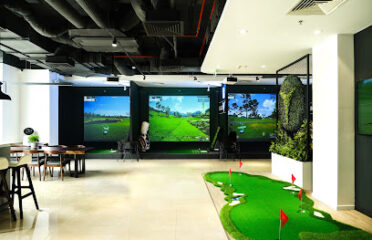 BLACK T – Screen Golf