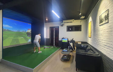 Eagle Club Indoor Golf