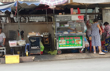 Cơm tấm Chị Thông