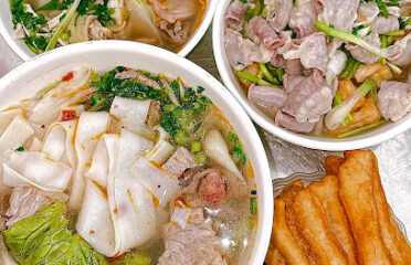 Ăn Sáng – Phở Bò – Phở Gà – Sốt Vang