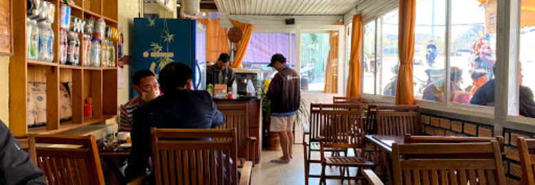 LA COFFEE & MILK TEA(cafe Điếu cày)