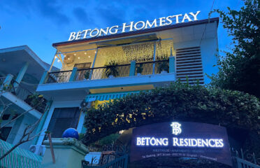 LUXURY HOMESTAY