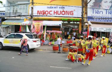 BEAUTY SALON Ngoc Huong