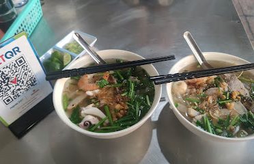 Quán Quỳnh – Bánh Canh Hải Sản – Bún Bò