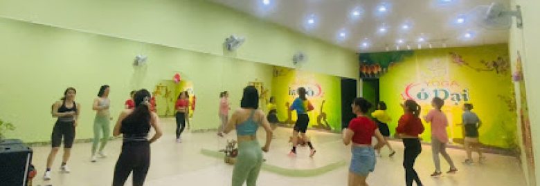 Yoga Cỏ Dại