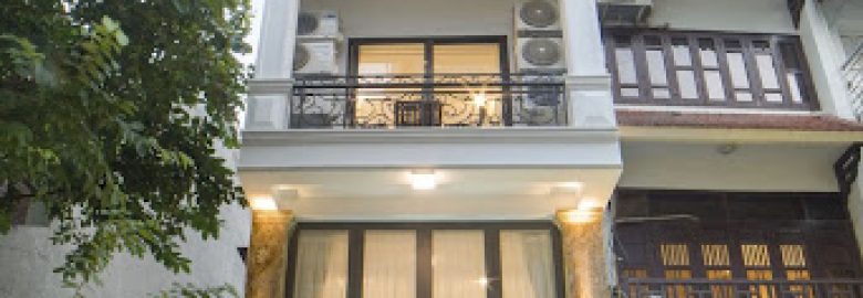 GIA BAO HOMESTAY – 11 PHỦ DOÃN🏨