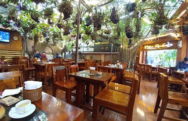 Moc Quynh – Trung Nguyen Cafe