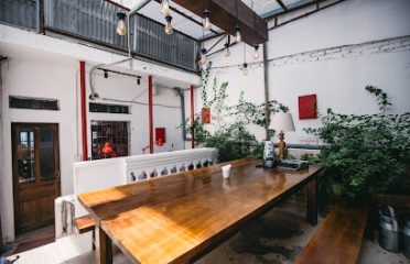 Tiny Post Cafe – 165 Cầu Giấy