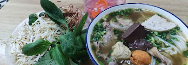 Bún bò huế Tư Thành