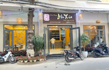 Nhà Hàng Bến Xưa