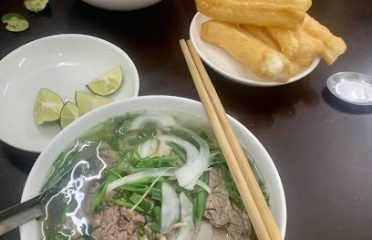 Phở Khải Mai Động