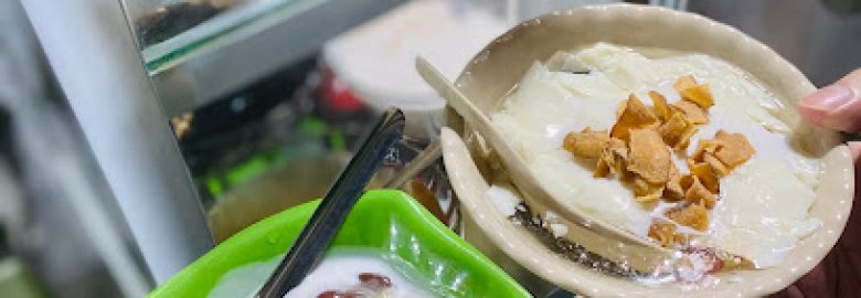 Quán Nhà Khoai – Tào Phớ & Trứng Đánh Kem