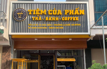 Tiệm Của Phấn