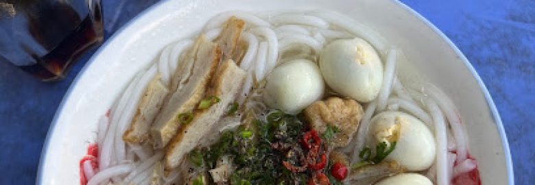 Bánh canh Cô Thấm