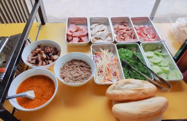 Bánh mì nhà Dâu