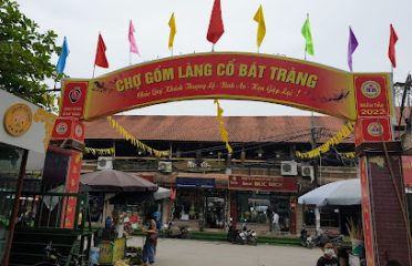 Chợ gốm Bát Tràng