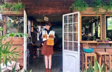 Mọt Cafe & Books – Tiệm cà phê sách Đà Lạt