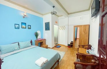 Nhà Tím Homestay