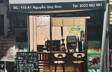 Tiệm Cafe 19