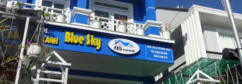 Vạn Tùng Homestay & Café