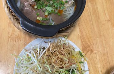 Bún Bò Thố XÓM NHỎ