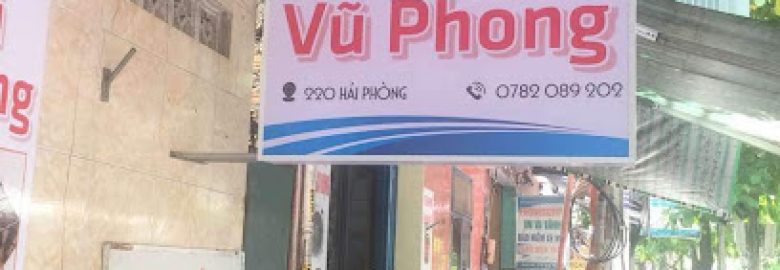 Cắt tóc nam Vũ Phong