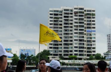 Du Lịch, Khách Sạn Horse Tours