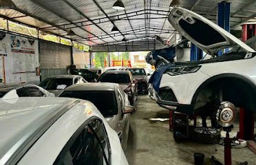 Garage Auto iTech 399 Lạc Long Quân