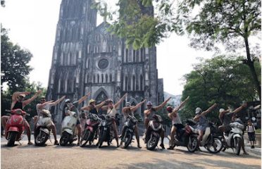 Hanoi Motorbike Street Food Tours