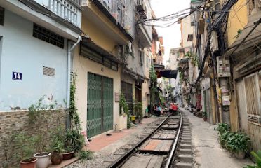 Hanoi Train Street Tour