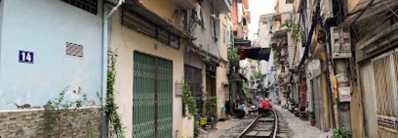 Hanoi Train Street Tour