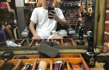 Ironcap Barbershop Tầng 7 255 Phố Huế