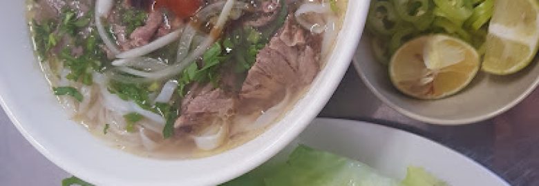 Phở_Hủ tiếu gà Út