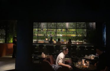 Saigon Taste (Bar & Eatery)