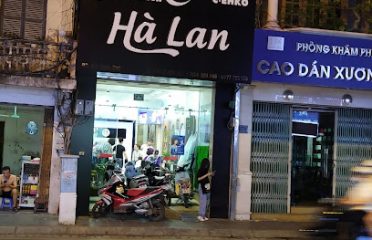 Tiệm Tóc Hà Lan