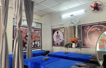 Tiệm gội đầu Sake và spa