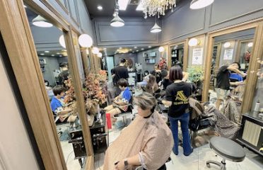 Tú Salon 93 Phố Yên Phụ