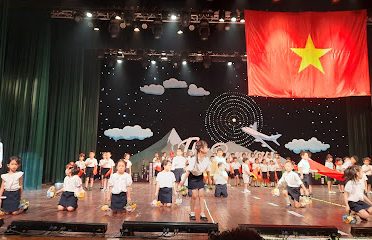 VIETNAM NATIONAL MUSIC SONG ANH DANCE THEATRE