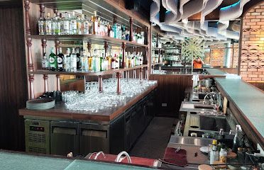 BẾN – Lakeside Cocktail Bar