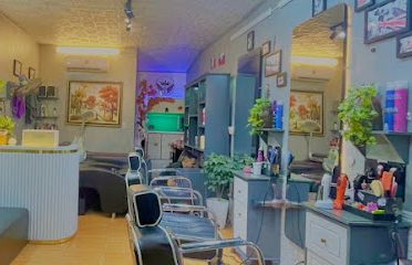 Cửa hàng cắt tóc Nam (Ben Barbershop)