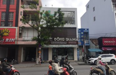 Dong Giang pharmacy