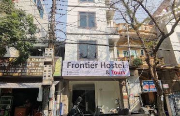 Frontier Hostel & Tours