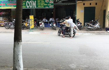 Quán cơm Cây soài