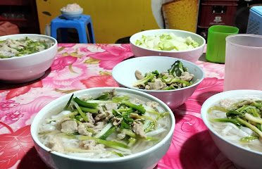 Quán phở phòng sém