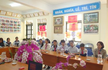 Trường Trung Học Cơ Sở Thị Trấn Điện Biên Đông