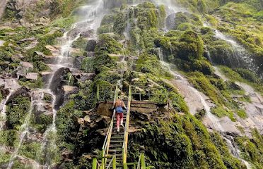 Ong Chua Waterfall